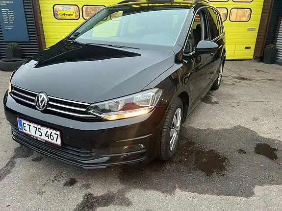 Volkswagen Touran 2019 photo 2