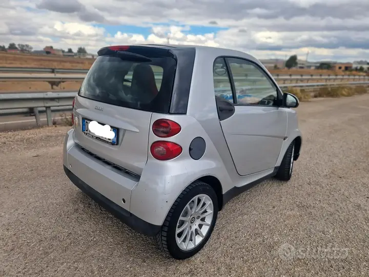 Smart Fortwo 2010 photo 4