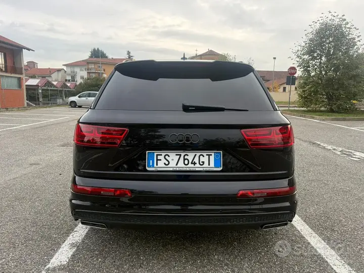 Audi Q7 2018 photo 4