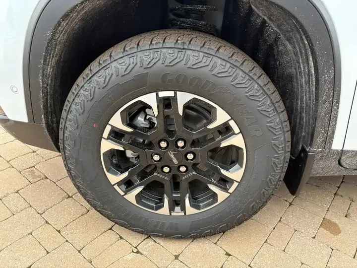 GMC Acadia 2027 photo 4