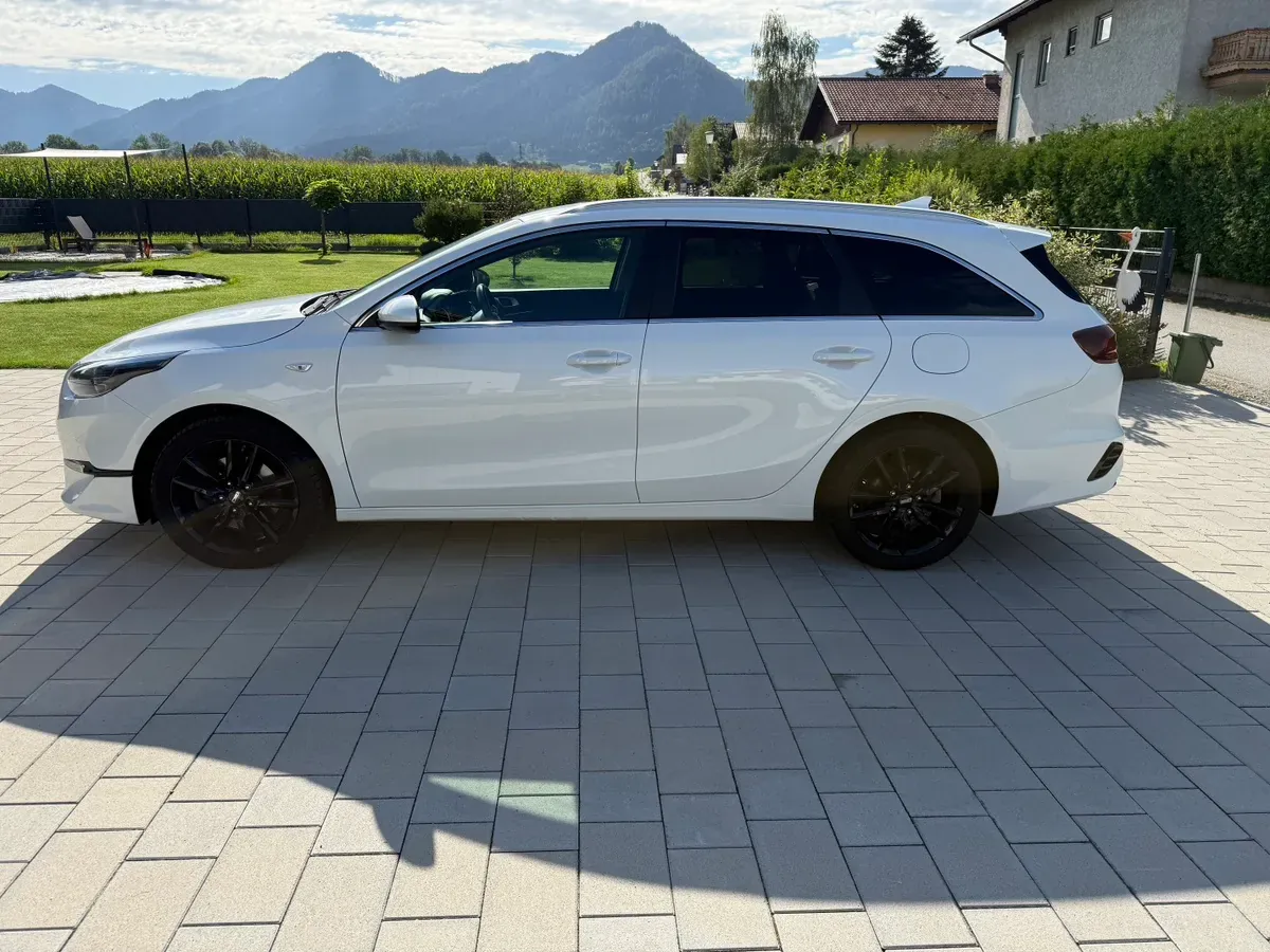 Kia Ceed 2022 photo 3