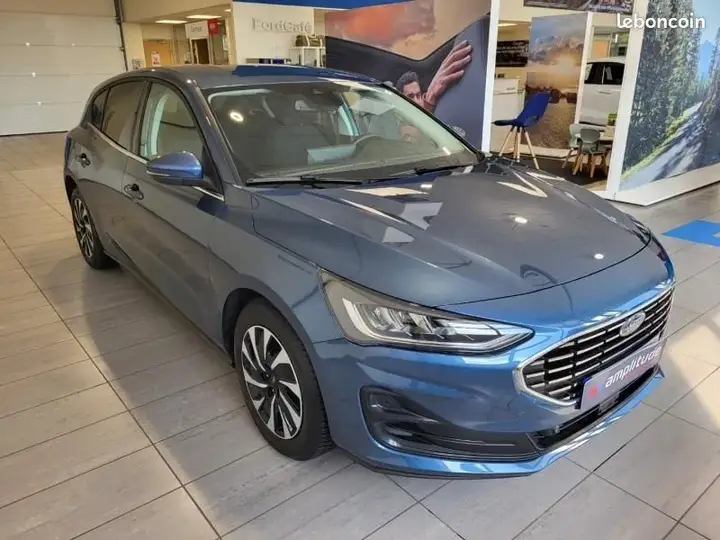 Ford Focus 2024 photo 3