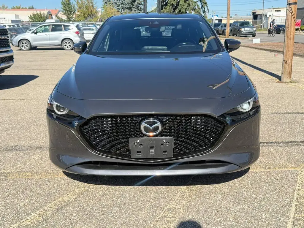Mazda 3 2020 photo 2