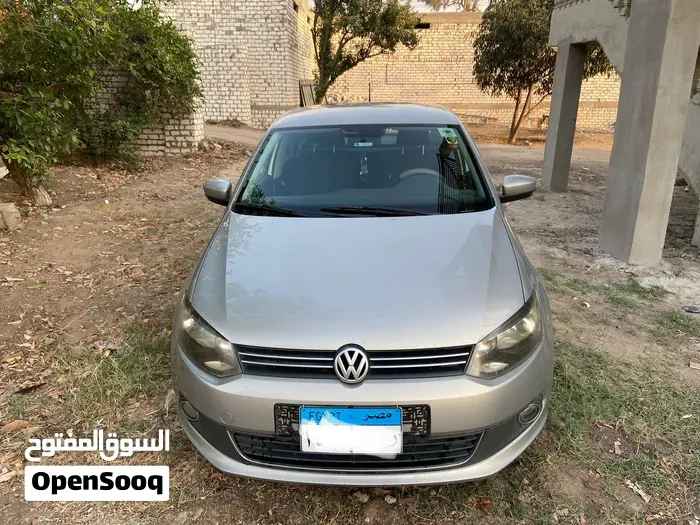 Volkswagen Polo 2015 photo 3
