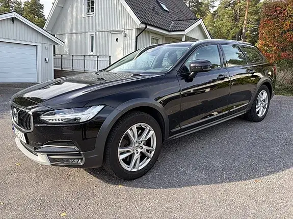 Volvo V90 Cross Country
