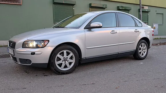Volvo S40