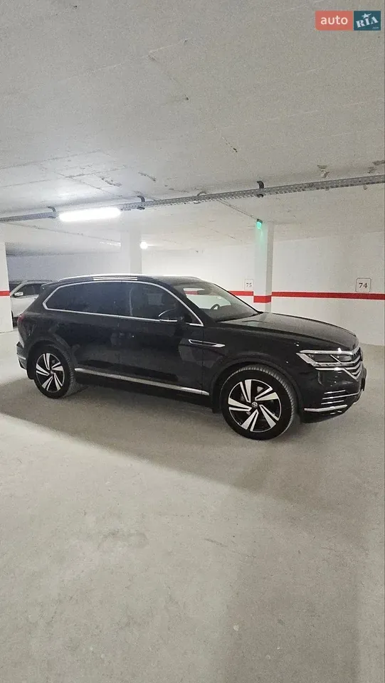 Volkswagen Touareg 2021 photo 4