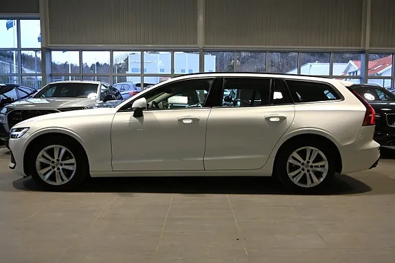 Volvo V60 2020 photo 2
