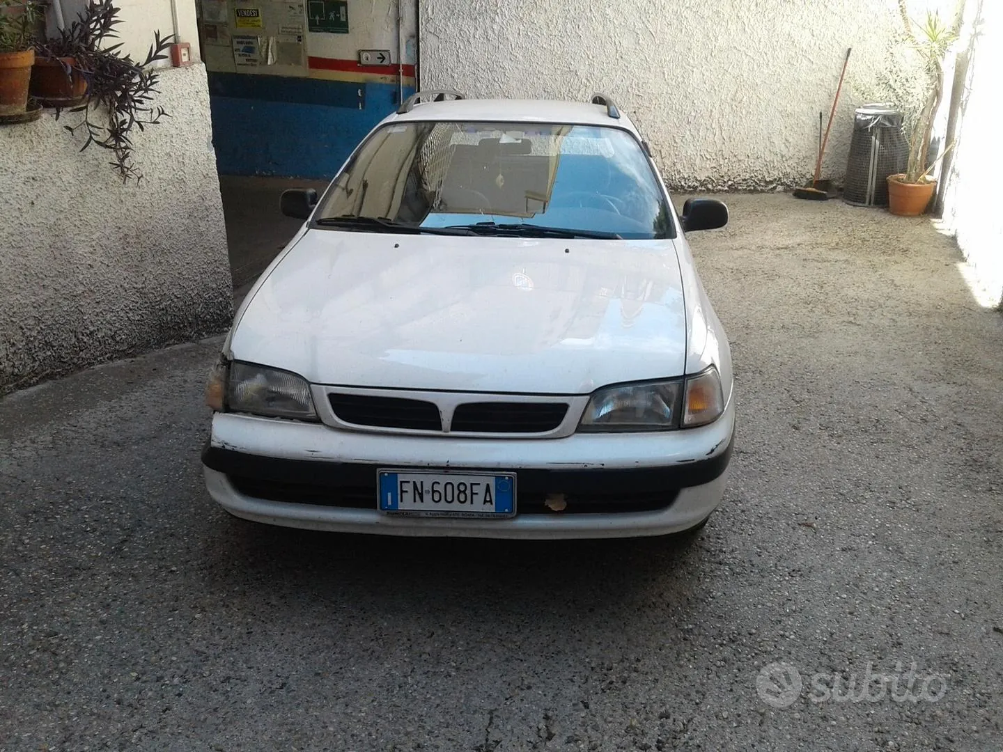 Toyota Carina E