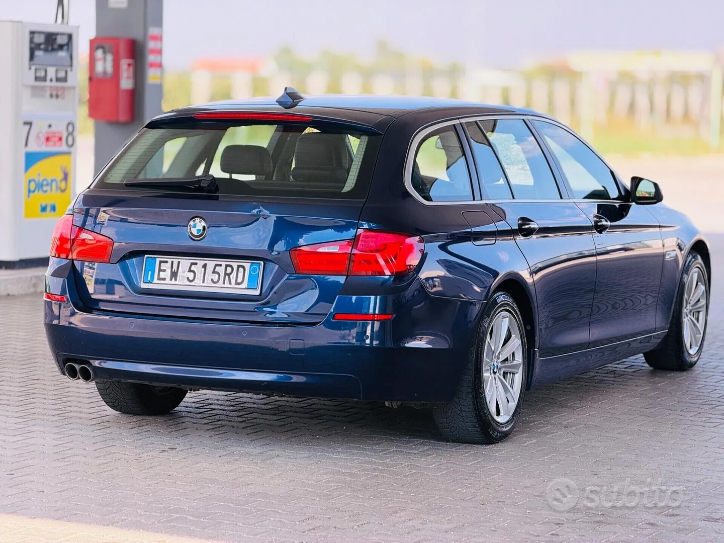 BMW 5 Series 2011 photo 4
