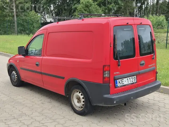 Opel Combo 2011 photo 2