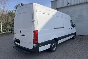 Mercedes-Benz Sprinter 2021 photo 2
