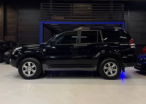 Toyota Land Cruiser 2008 photo 2