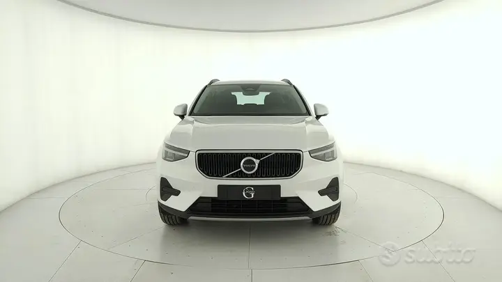 Volvo Xc40 2022 photo 2