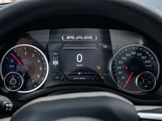 Ram 1500 Express 2026 photo 4