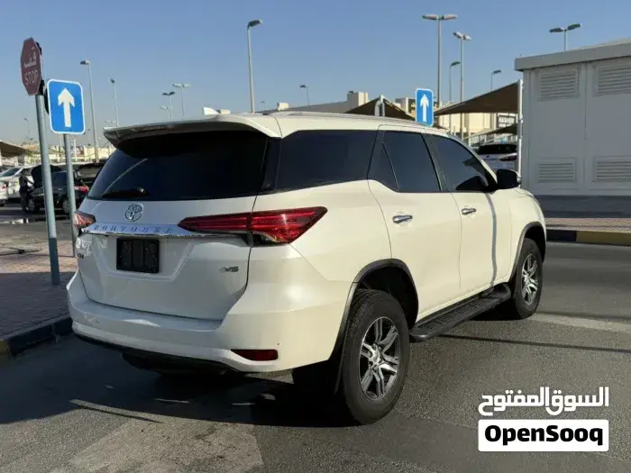Toyota Fortuner 2019 photo 4