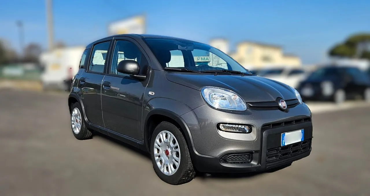 Fiat Panda 2023 photo 2