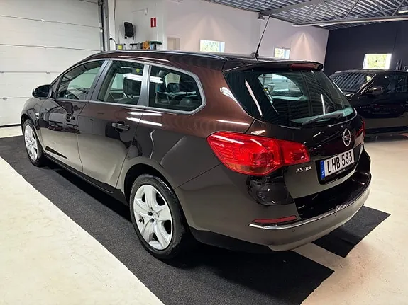 Opel Astra 2014 photo 5
