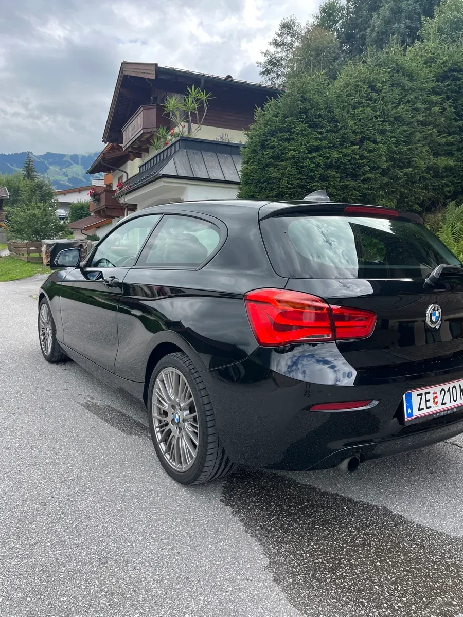 BMW 1 Series 2016 photo 2