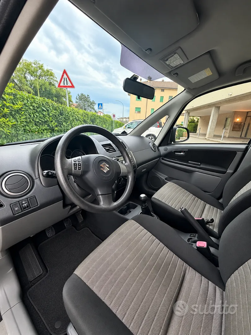 Suzuki Sx4 2012 photo 3