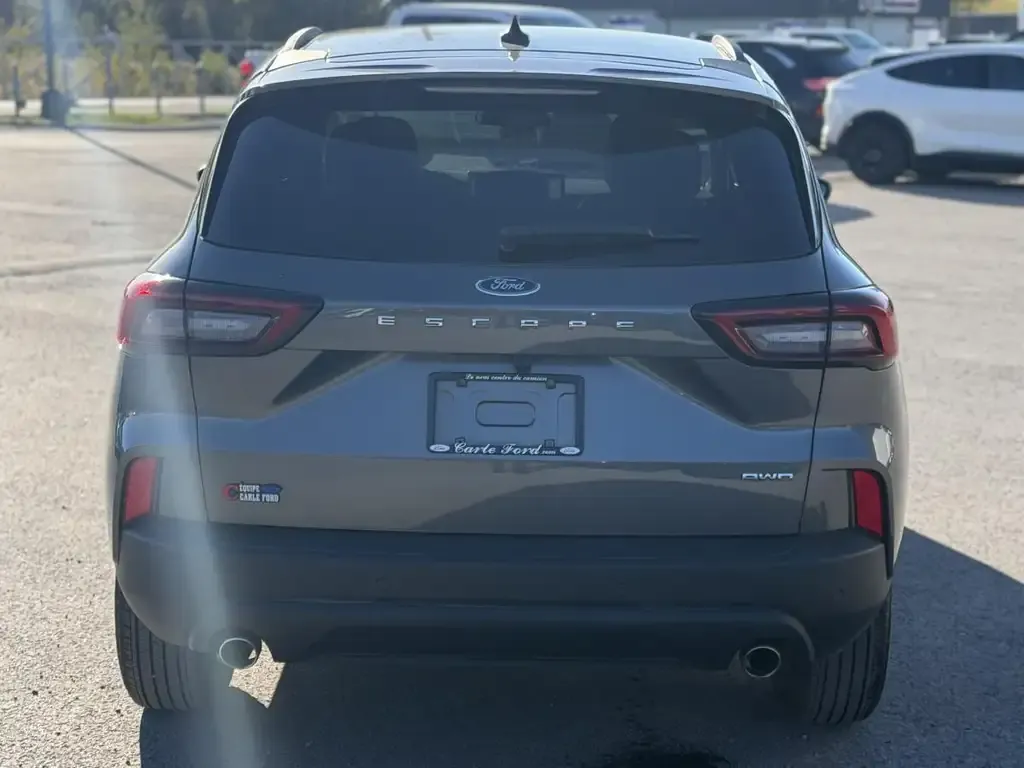 Ford Escape 2025 photo 4