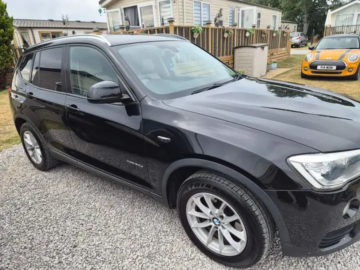 BMW X3 2014 photo 2