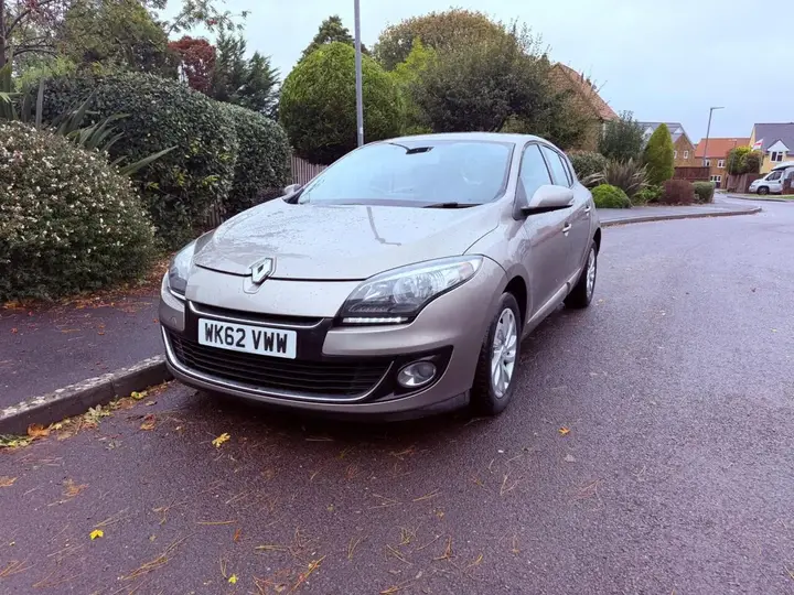 Renault Megane 2012 photo 4