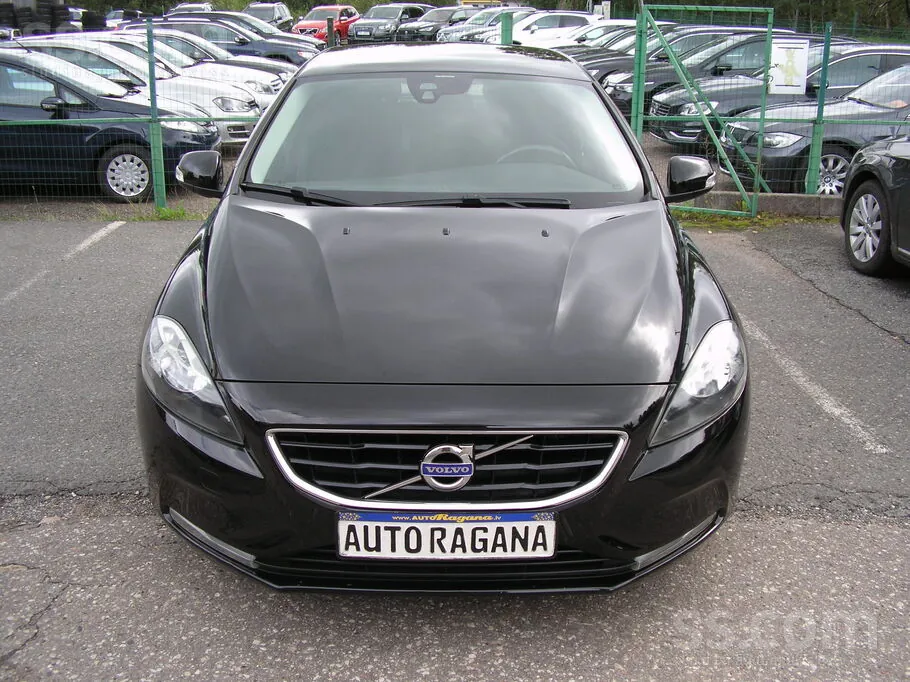 Volvo V40 2013 photo 5