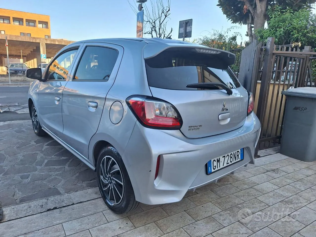 Mitsubishi Space Star 2022 photo 4