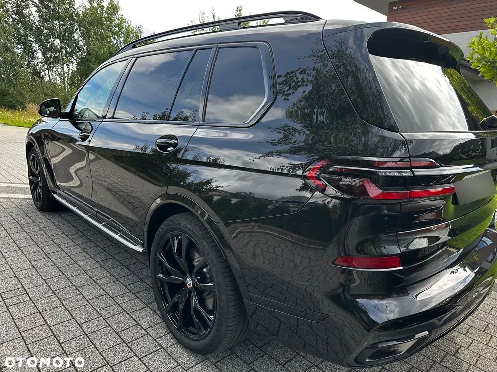 BMW X7 2023 photo 4