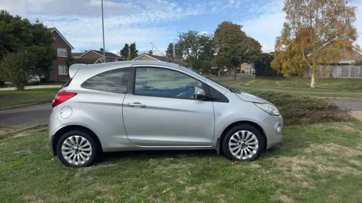 Ford Ka 2010 photo 5
