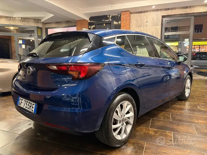Opel Astra 2021 photo 4