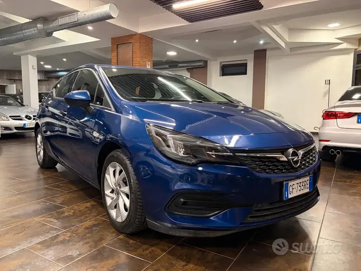 Opel Astra 2021 photo 3