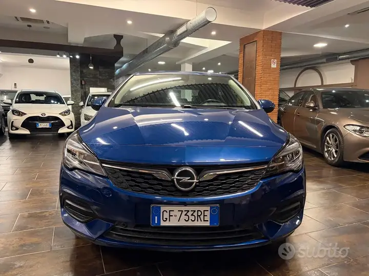Opel Astra 2021 photo 2