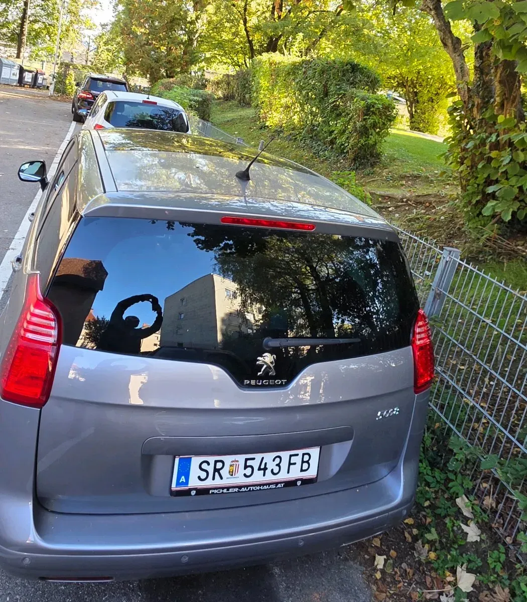 Peugeot 5008 2013 photo 3