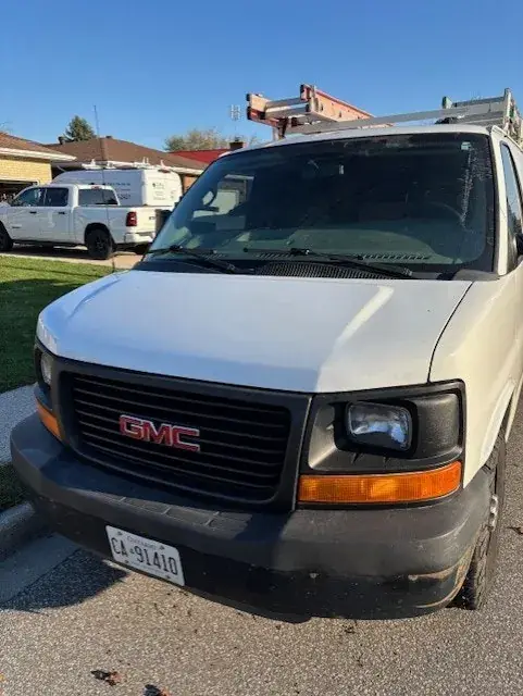 GMC Savana 2010 photo 4