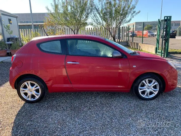 Alfa Romeo Mito 2011 photo 4