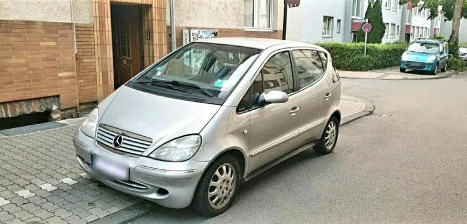 Mercedes-Benz A160