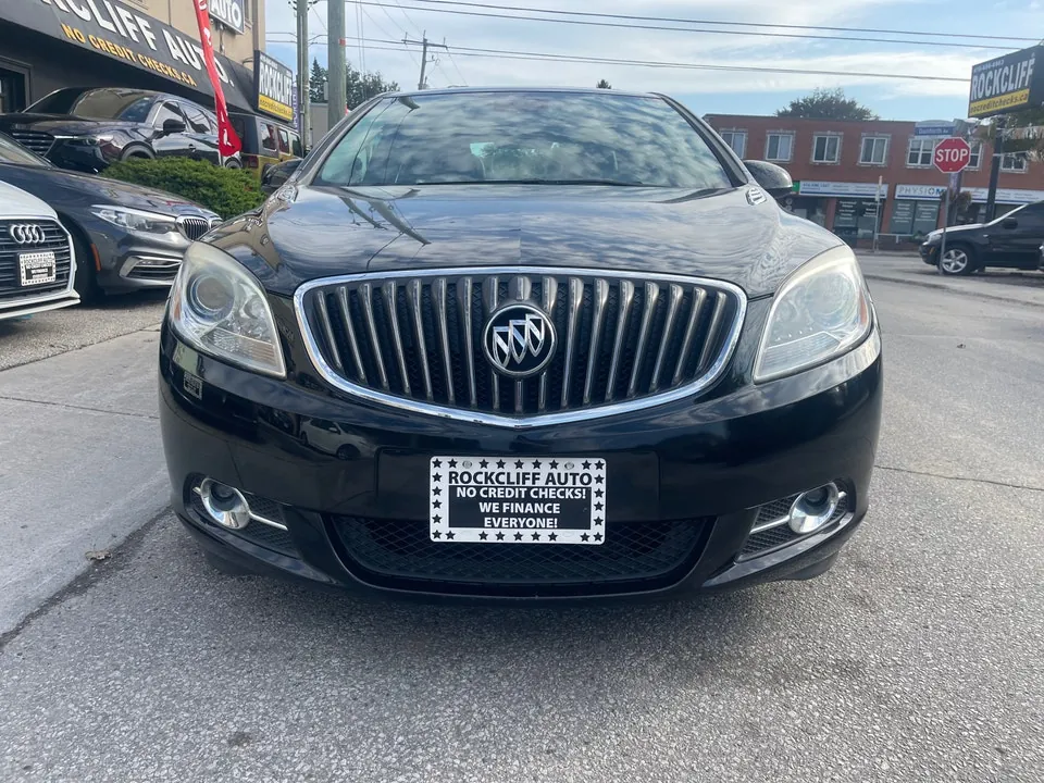 Buick Verano 2012 photo 2