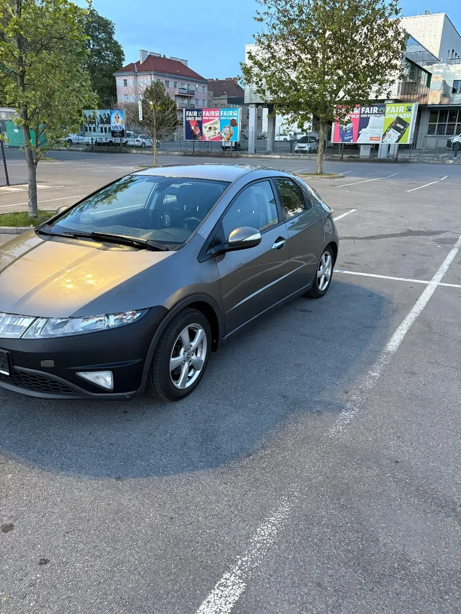 Honda Civic 2008 photo 2