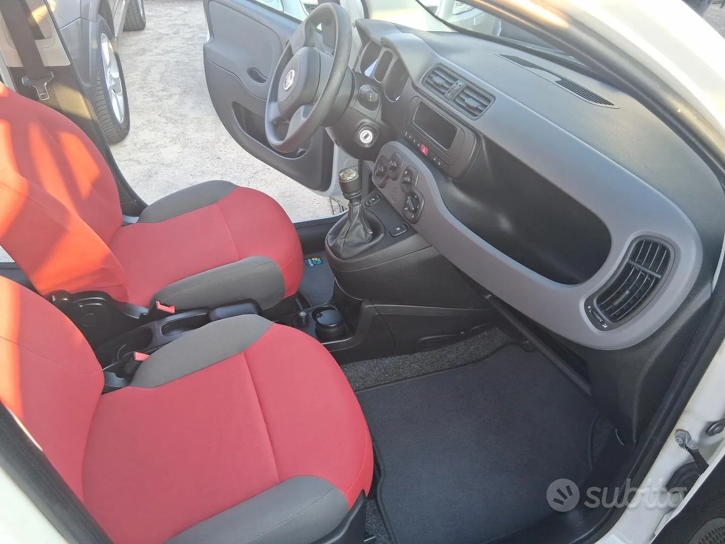 Fiat Panda 1.2 2012 photo 4