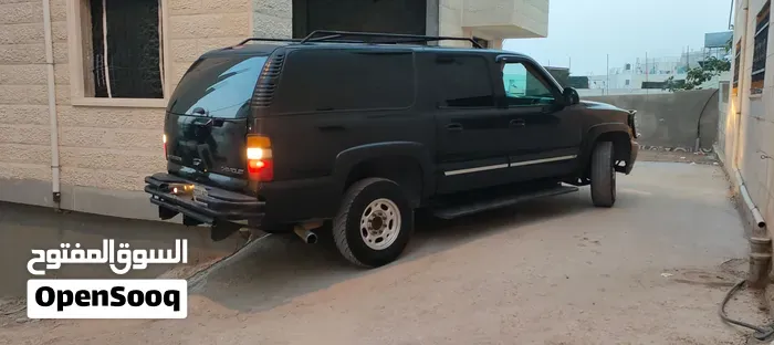 Chevrolet Suburban 2006 photo 2
