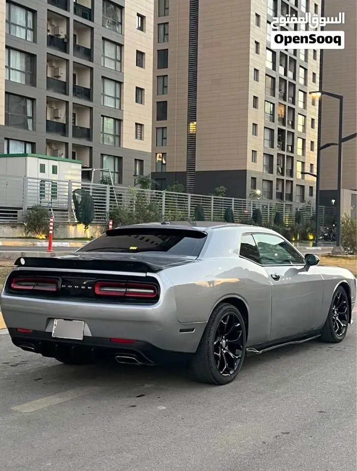 Dodge Challenger 2016 photo 2