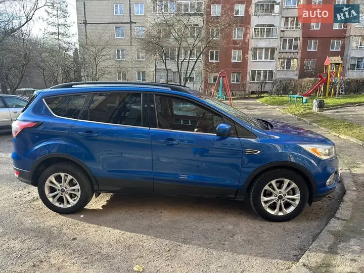 Ford Escape 2018 photo 3