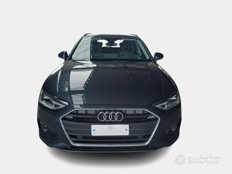 Audi A4 Avant 2021 photo 2