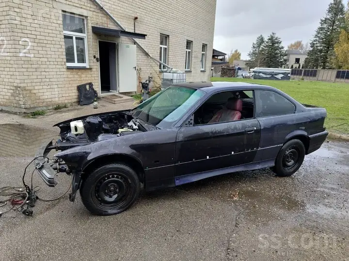BMW 318 1994 photo 5