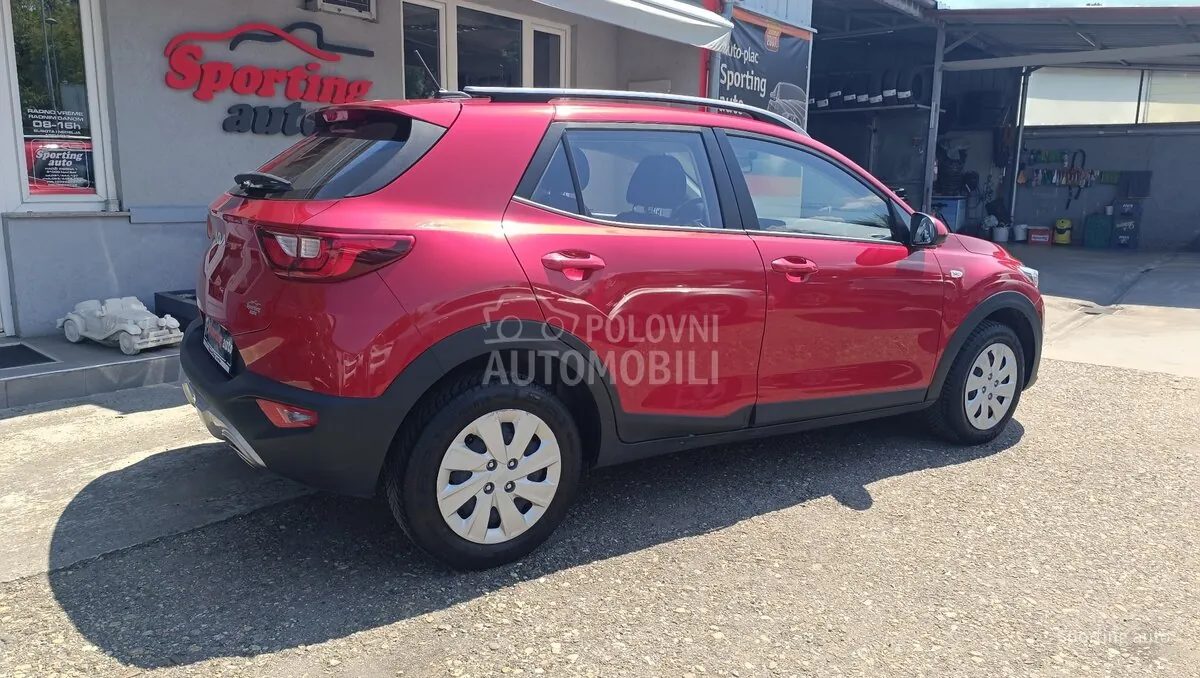 Kia Stonic 2023 photo 2