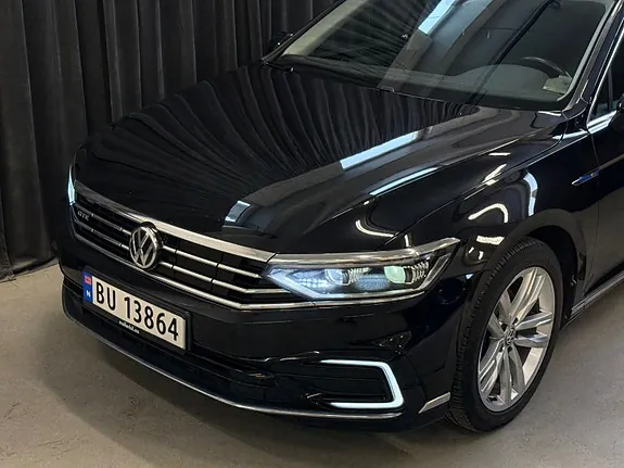 Volkswagen Passat 2020 photo 2