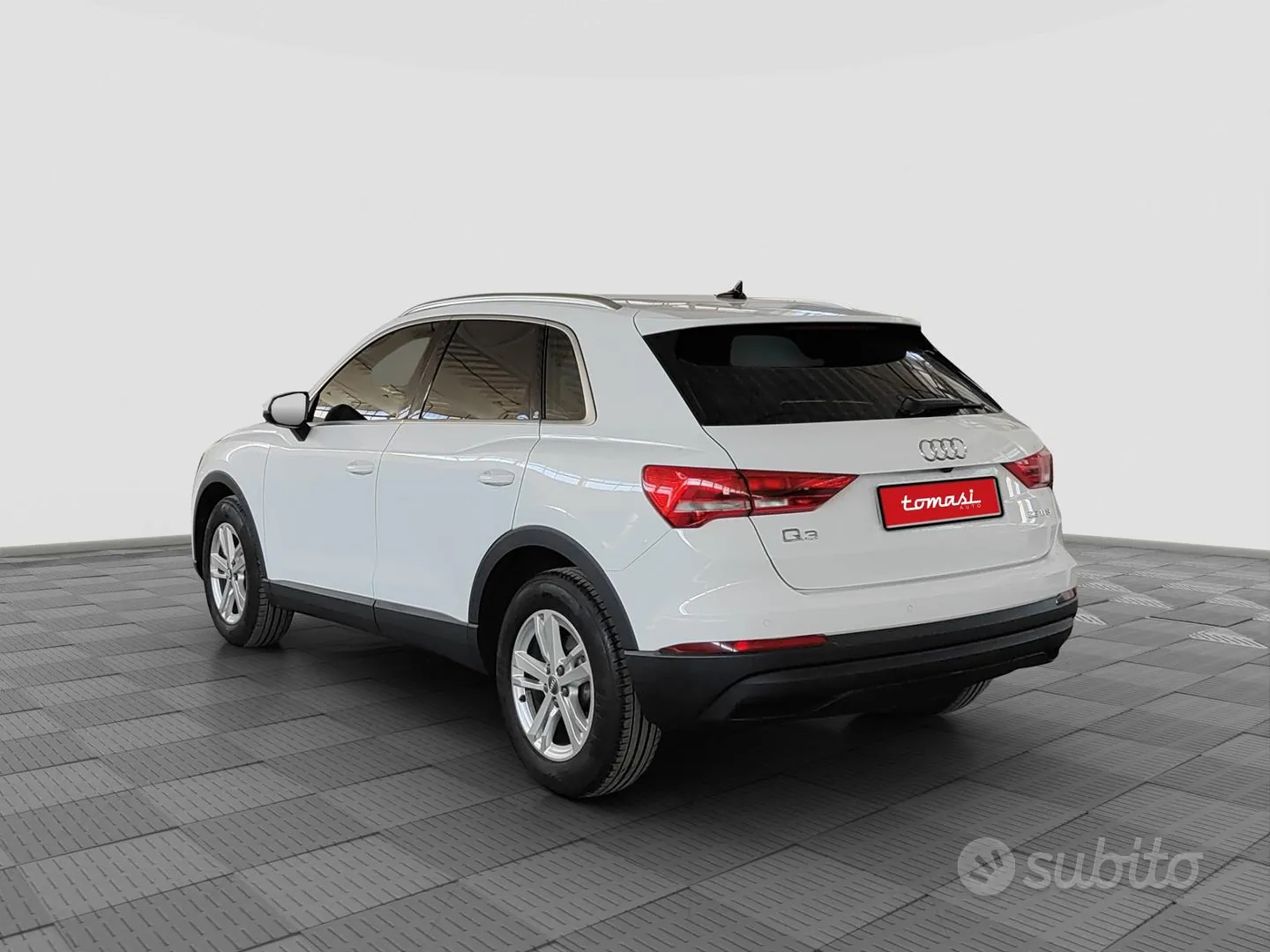 Audi Q3 2019 photo 3