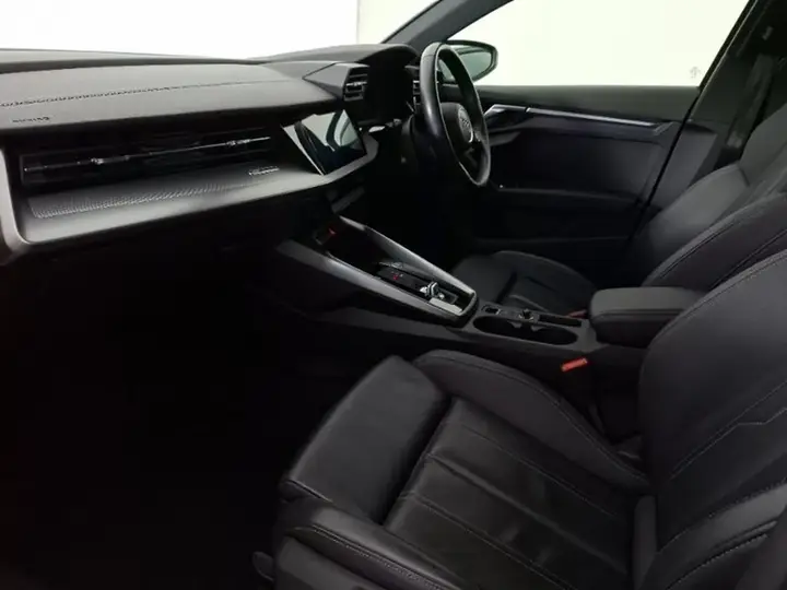 Audi A3 2023 photo 5